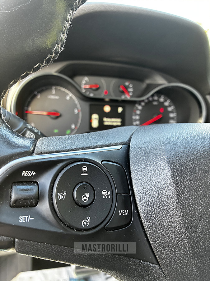 auto-usata-grandland-5-opelmastrorilli