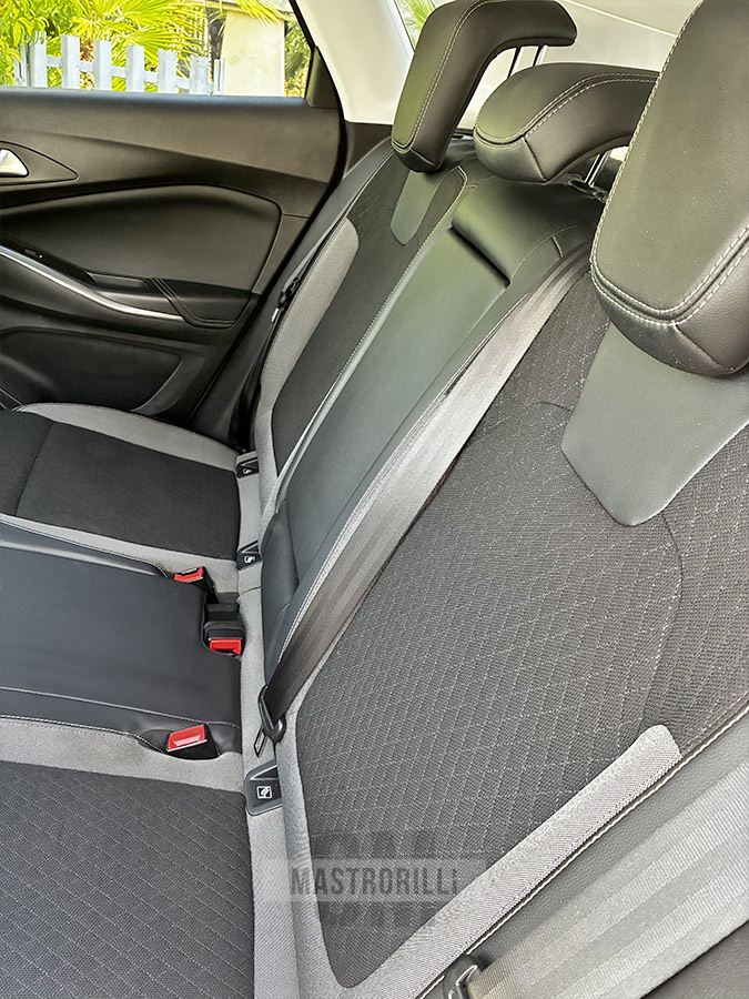 auto-usata-grandland-8-opelmastrorilli