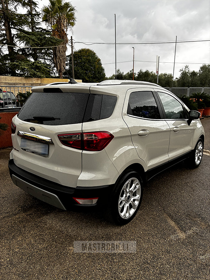 auto-usato-ford-ecosport-3-mastrorilli
