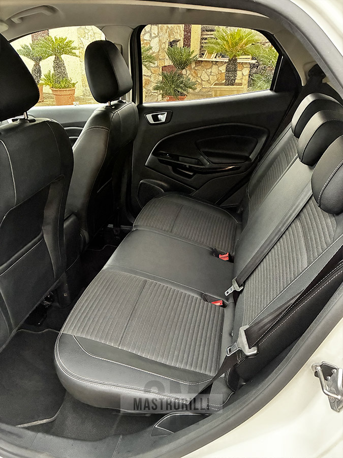 auto-usato-ford-ecosport-9-mastrorilli